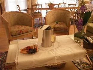 Aparthotel Alma Marceau Paříž
