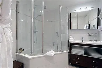 Hotel apartamentowy Alma Marceau 4*