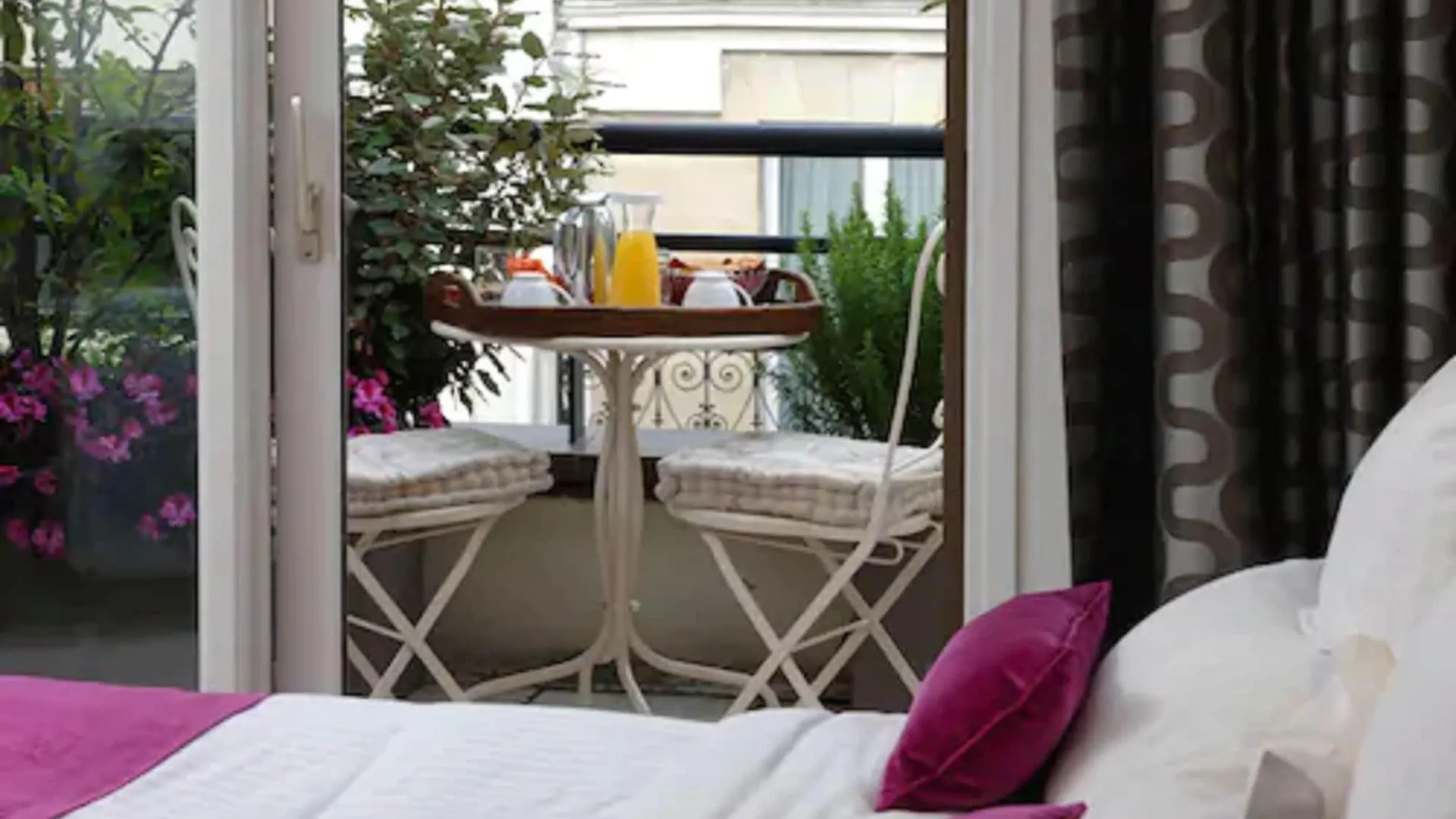 Aparthotel Alma Marceau
