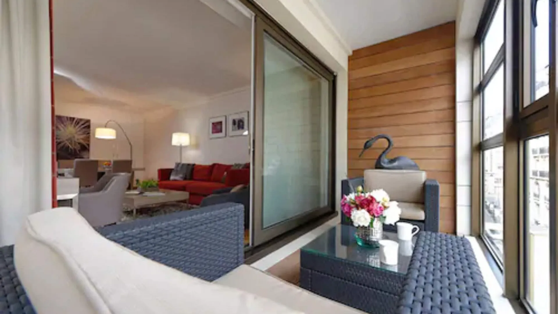Aparthotel Alma Marceau 4*