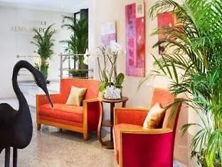Alma Marceau Aparthotel Paris